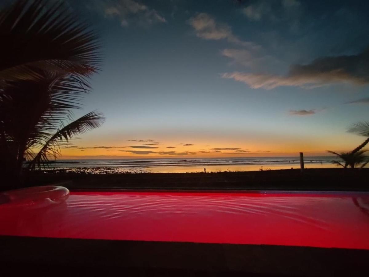 Alive Beach House Transito Esterno foto
